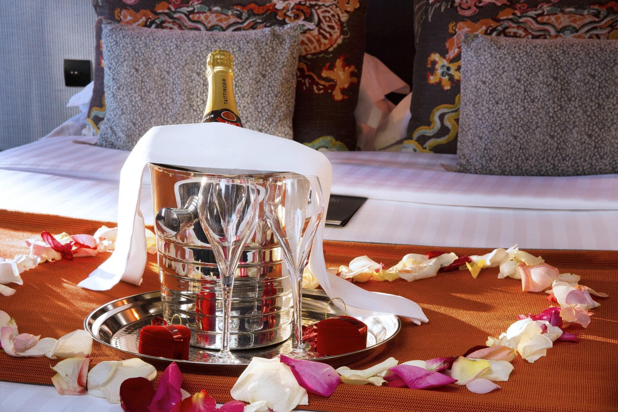 Hotel Les Dames Du Pantheon Parijs