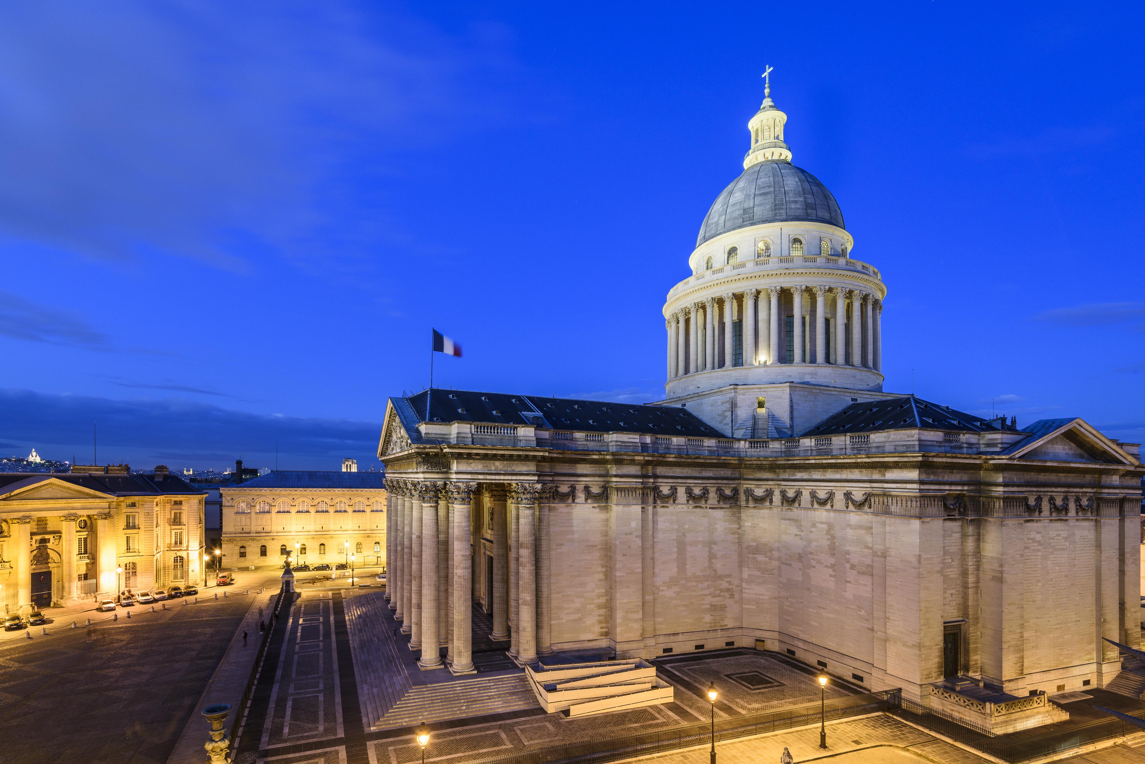 Les Dames Du Pantheon Parijs